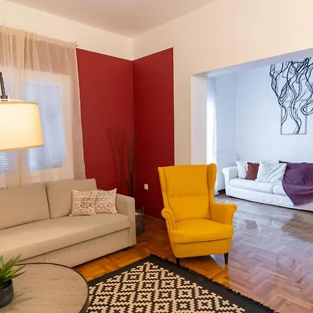 Volos Port Apartment