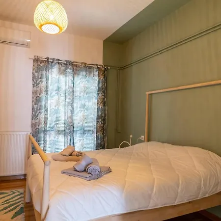 Volos Port Apartment