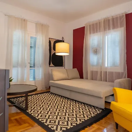 Volos Port Apartment * فولوس